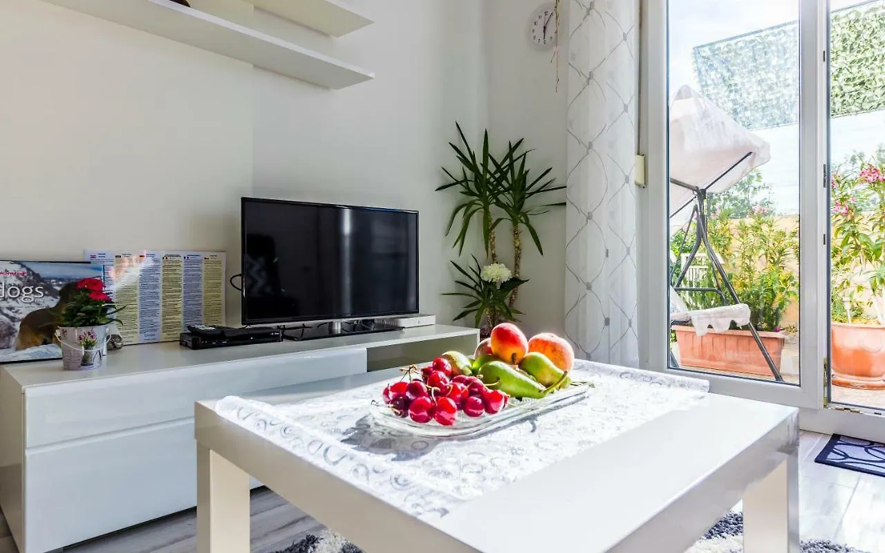 Apartment Mika Pula